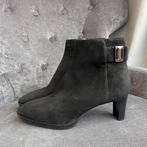 Aquatalia Daniella Black Suede Ankle Boots – Size 9 - Picture 2 of 11